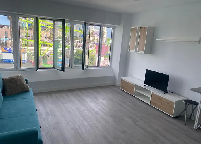 Lucy Lux Apartment *